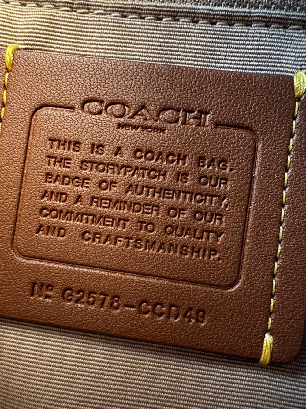 NWT Coach Station Tote bag. - Picture 4 of 8